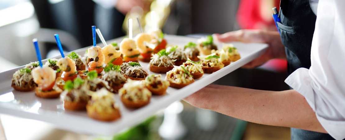 5 Tips for Hiring a Local Catering Company